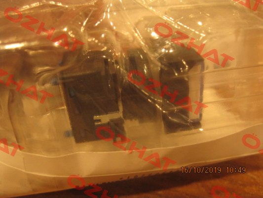 P/N: 216310 Type: LB2P-1T04VW Idec
